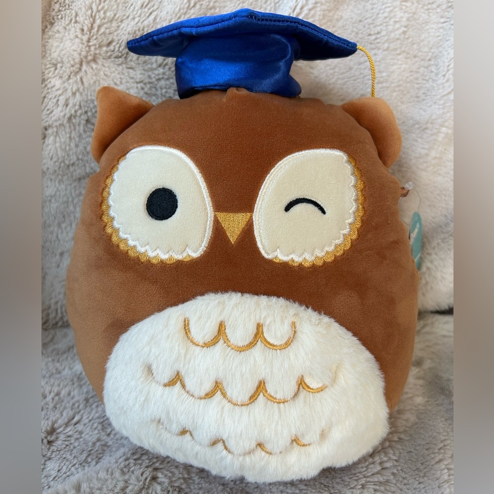 Arella the Owl NWT Squishmallow